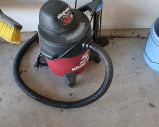 small  shop  vac
