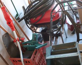   B  B  Q  pit  and  garage  items