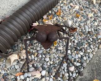 STEEL FROG ARTIST MADE 