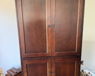 HOOKER FURNITURE WOOD ARMOIRE