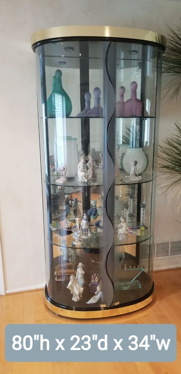 MARLBORO Luxury High End Moving Sale starts on 12/1/2023