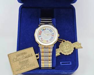  Vintage Ladies Oleg Cassini Quartz Wrist Watch - New in Box - Stainless Steel Two Tone Band - Great Gift !
