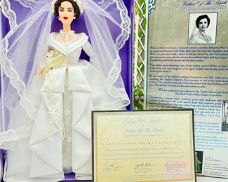 Tribute to Hollywood Icon Elizabeth Taylor Doll- Father of the Bride Collectors Edition w/ COA