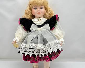 Betty Ball Musical Jane Carter "Astrid" Doll- 1997 Limited Edition - 194/500