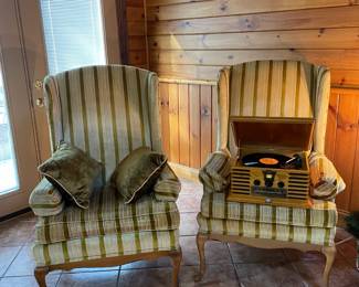 nice set of chairs, record player
