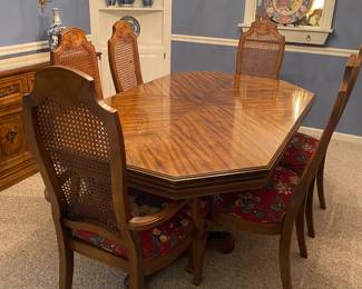 Bernhardt table and chairs