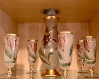 ENTERTAINMENT PIECES