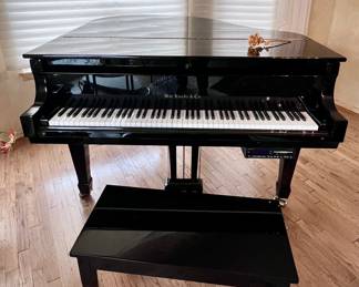 WM. KNABE BABY GRAND PIANO