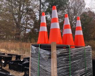 50 SAFETY / TRAFFIC CONES