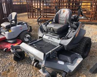 ZERO TURN MOWER