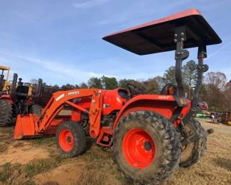 Kubota L3301 4x4 Tractor & Loader