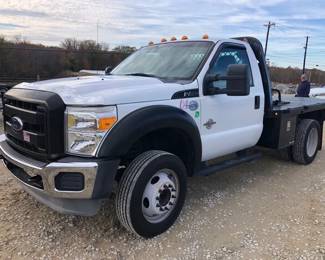 2012 FORD F-450 XL FLATBED TRUCK