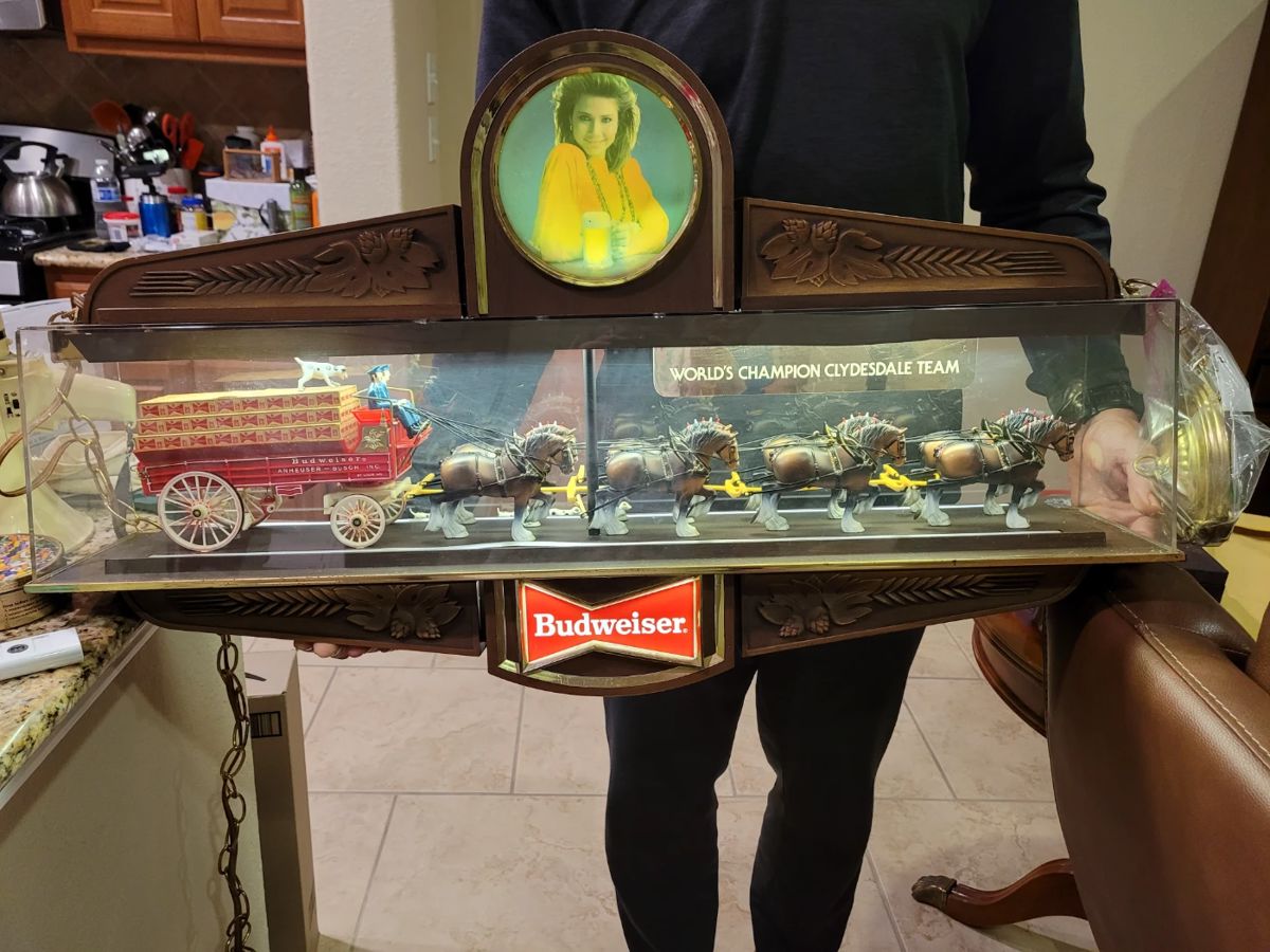 Oakhurst Downsize Estate sale in Porter, TX starts on 11/17/2023