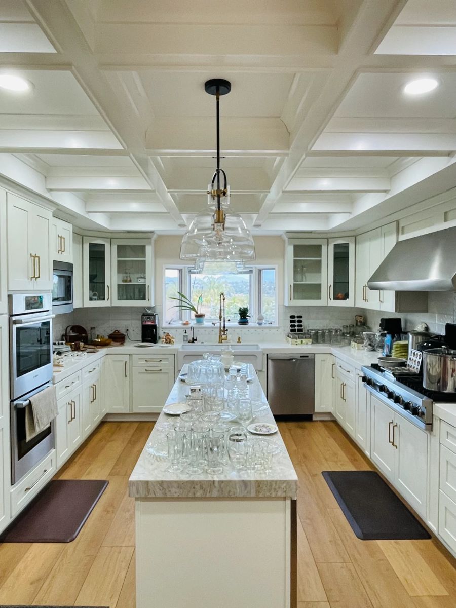 Something for Everyone Estate Sale in Fallbrook! starts on 11/17/2023