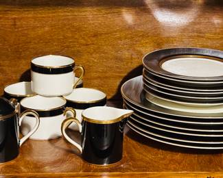 Rare Fitz and Floyd “Renaissance “ set