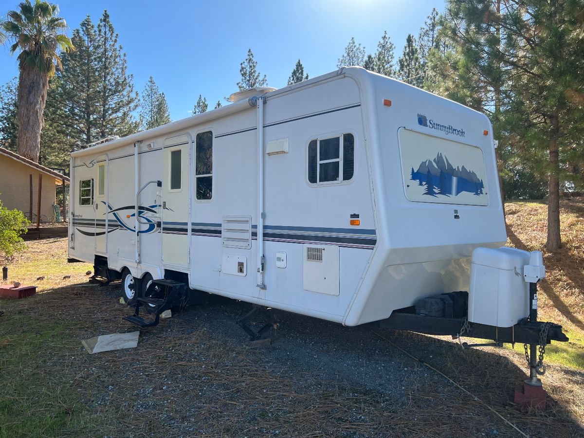 NICHOLS ESTATE SALES IN MOKELUMNE HILL TRAILER... starts on 11/16/2023
