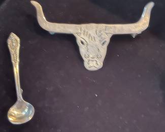 Vintage Longhorn Sterling Silver Brooch