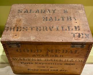 Gold Medal Awarded Walter Baker & Co. Paris Exposition 1900 Antique Box from Saladay & Maltby Chesterville, Tex
