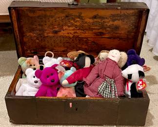 Old Chest, Beanie Babies
