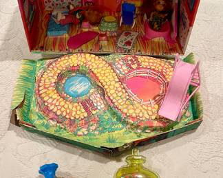 Liddle Kiddles Klub House, Kiddles Kologne with Dolls