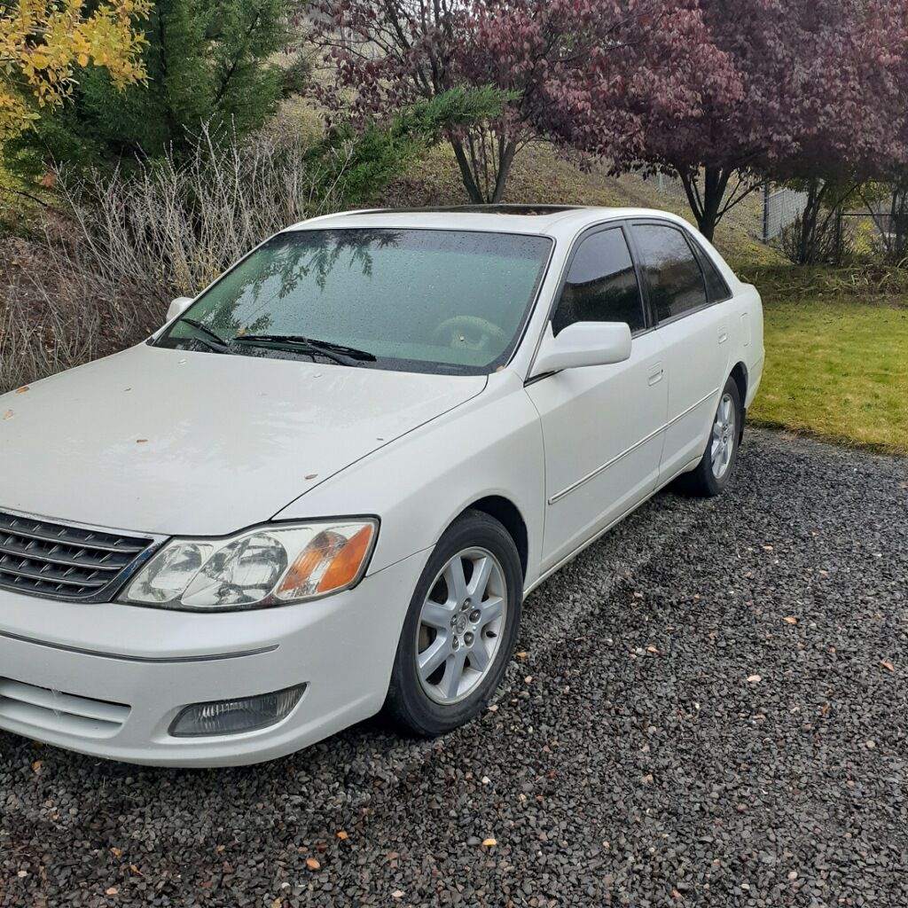 Magnificent East Medford Estate Sale starts on 11/18/2023