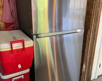 Samsun RT21M6213SR Refrigerator $ 394.00