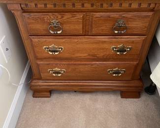 Kincaid End Table $ 110.00