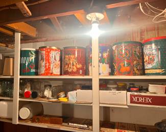 VINTAGE CHRISTMAS TINS