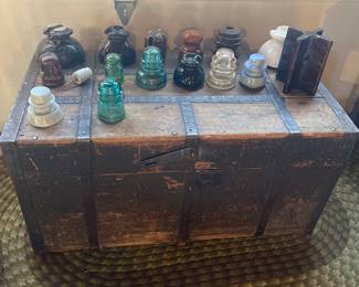 ANTIQUE TRUNK AND INSULATORS
