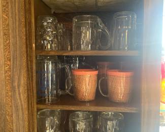 LOADS OF VINTAGE KITCHEN ITEMS