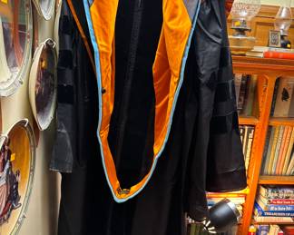 DOCTORAL GRADUATION GOWN