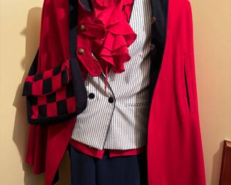 VINTAGE RED WHITE AND BLUE