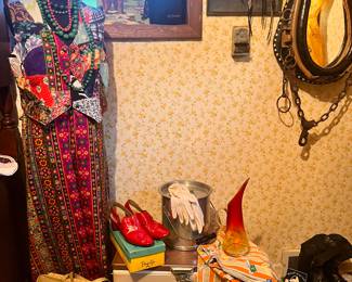 BLENKO, VINTAGE EXTRAVAGANZA, MINT LADIES COWBOY BOOTS WITH ORIGINAL BOX AND LITERATURE,VINTAGE #COLEMAN COOLER,