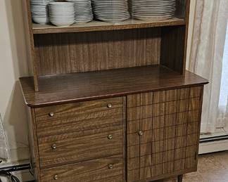 Dishes are not included. 