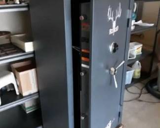 Safe has 60 minutes fire rating. Pro Steel Safe Model 1P60.