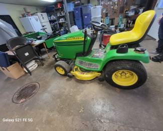 JOHN DEERE GT25 MOWER 