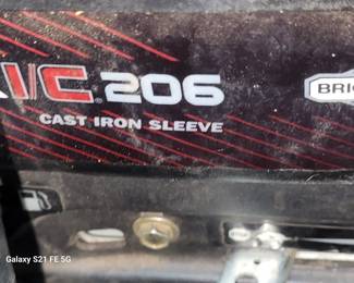 TRAC VAC 580 BRIGS N STRATON MOTOR