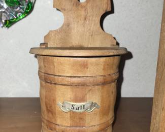 VINTAGE WOOD SALT BOX