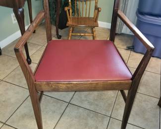 MID CENTURY MODERN DINING TABLE AND 6 CHAIRS