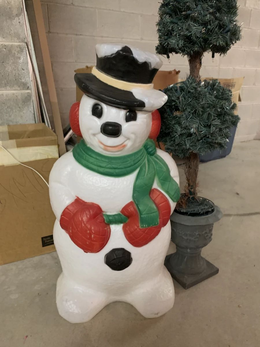 PECKVILLE ESTATE SALE in Peckville, PA starts on 11/18/2023