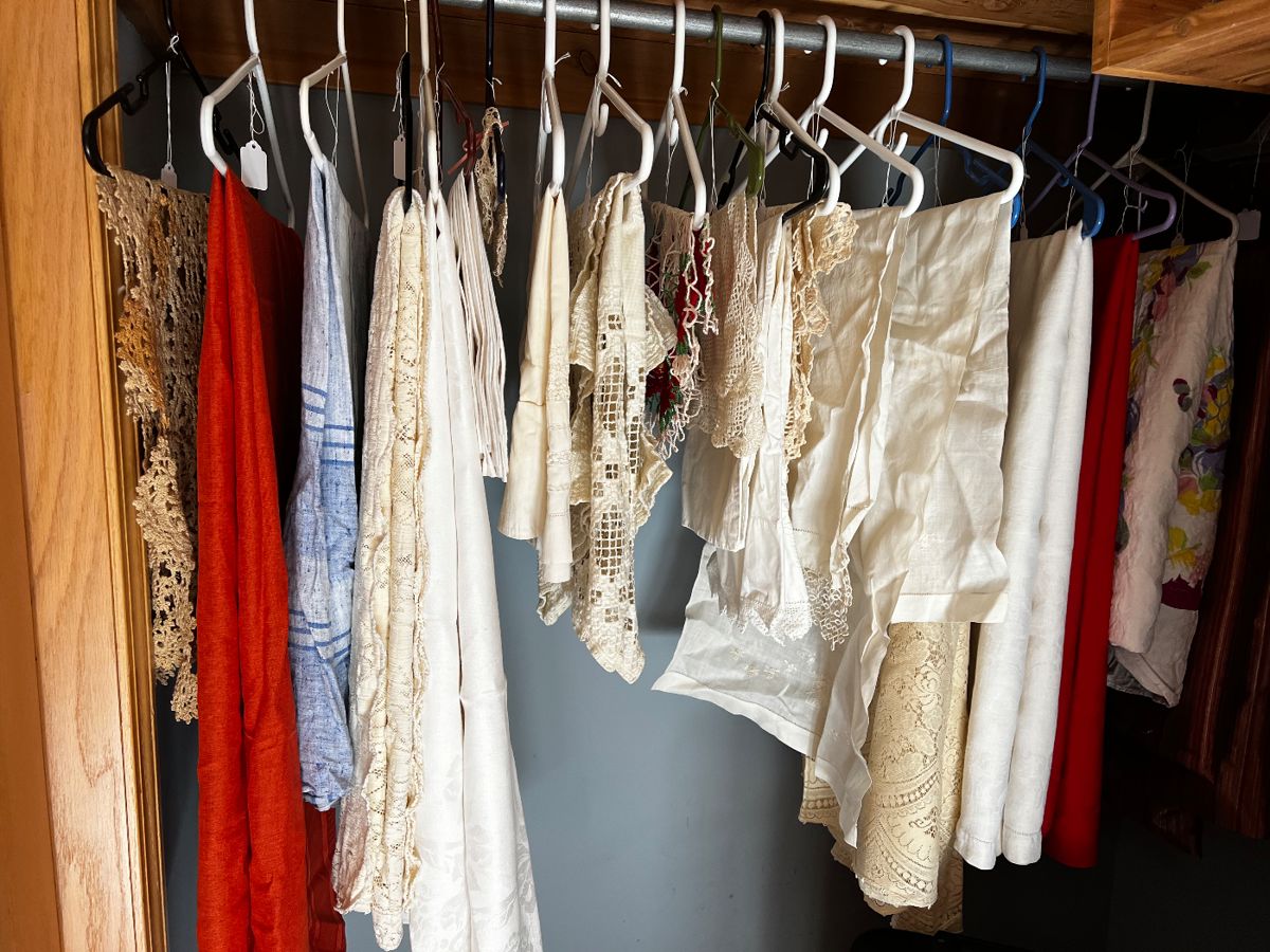 712 w. 5th Halstead starts on 11/16/2023