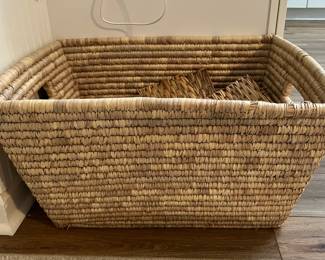 Straw laundry basket