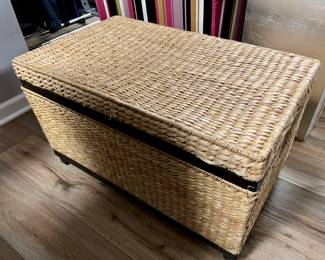 Wicker trunk