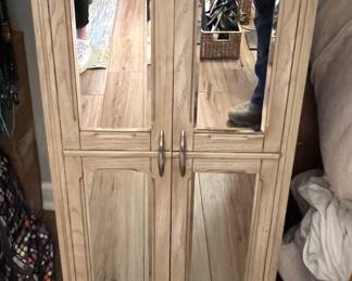 Mirrored jewelry cabinet
