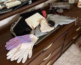 vintage women's accessories