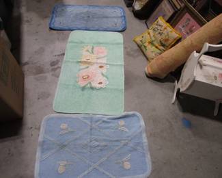 Vintage chenille bathroom rugs