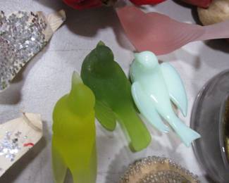 Glass bird selection
