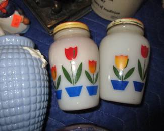 Tulip shakers