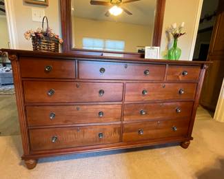 Dresser & Mirror
