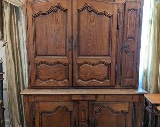 Amazing Large Buffet/Cabinet